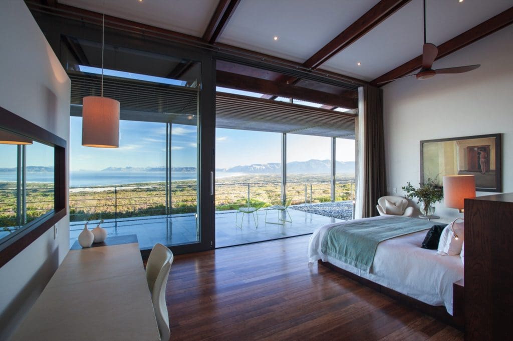 villa-watsonia-bedroom