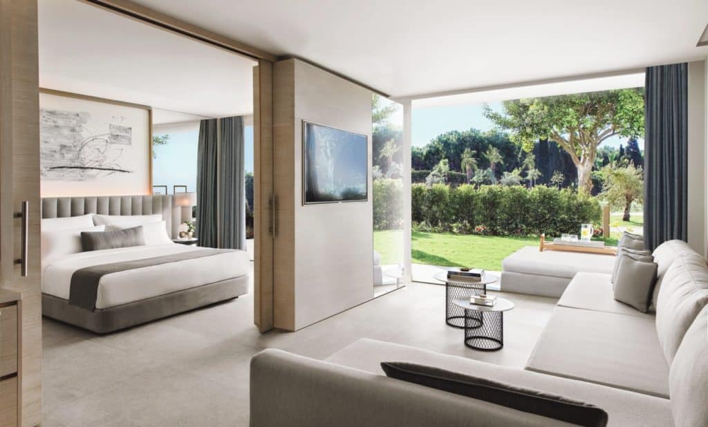 One-Bedroom-Suite-Private-Garden-Garden-view