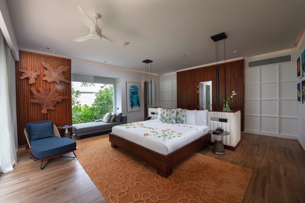 superior-beach-villa-pool-sleeping