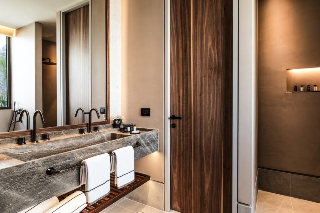 Core-Residence-Two-Bedrooms-First-Bathroom-1