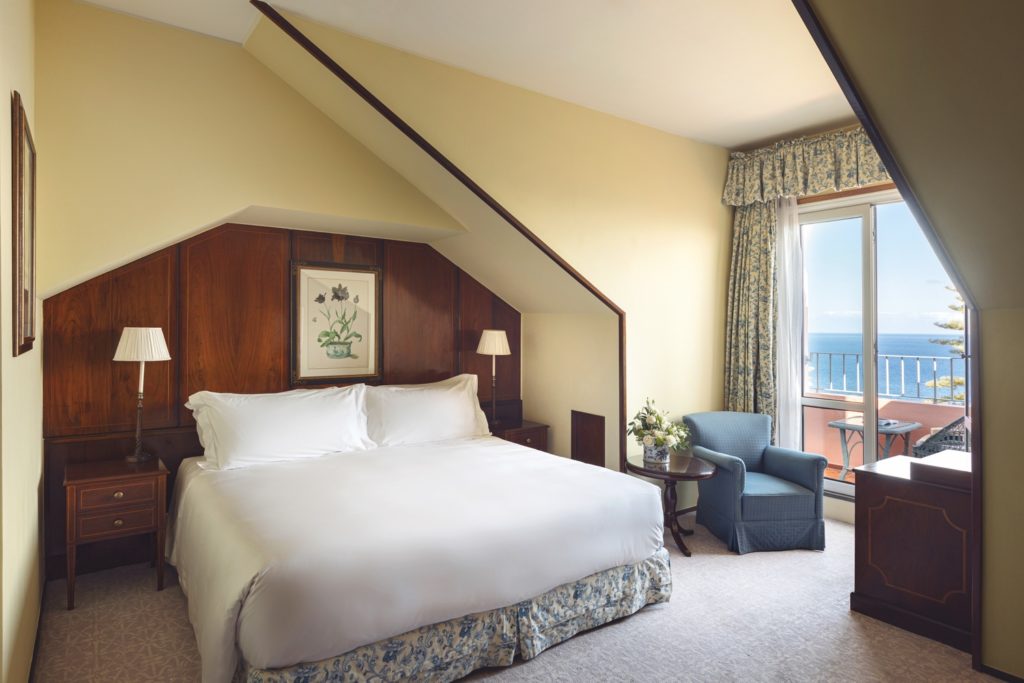 Reids-Palace-Madeira-classic-room-11