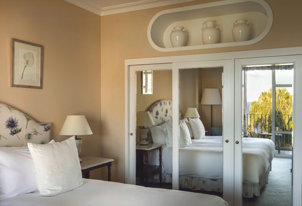 Reids-Palace-Madeira-deluxe-sea-view-room-15