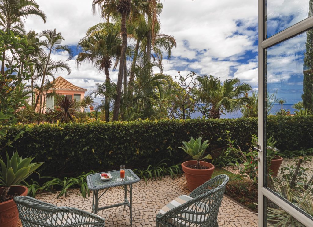 Reids-Palace-Madeira-garden-junior-suite-16