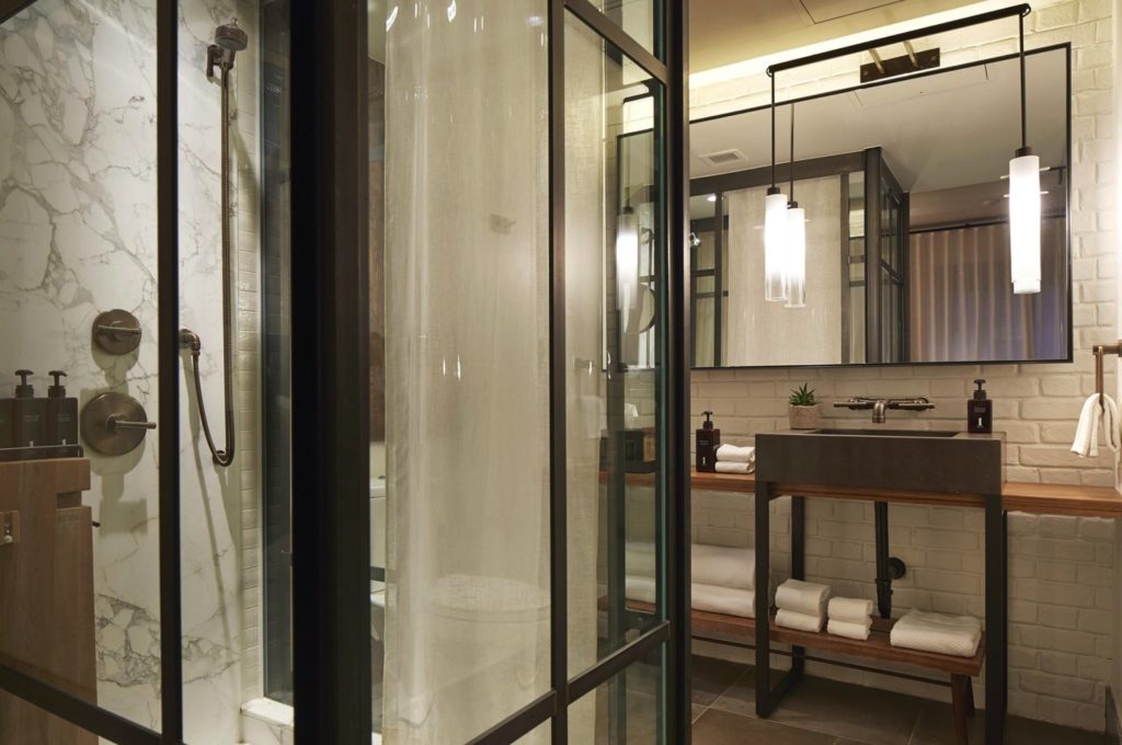 Park Suite Badezimmer