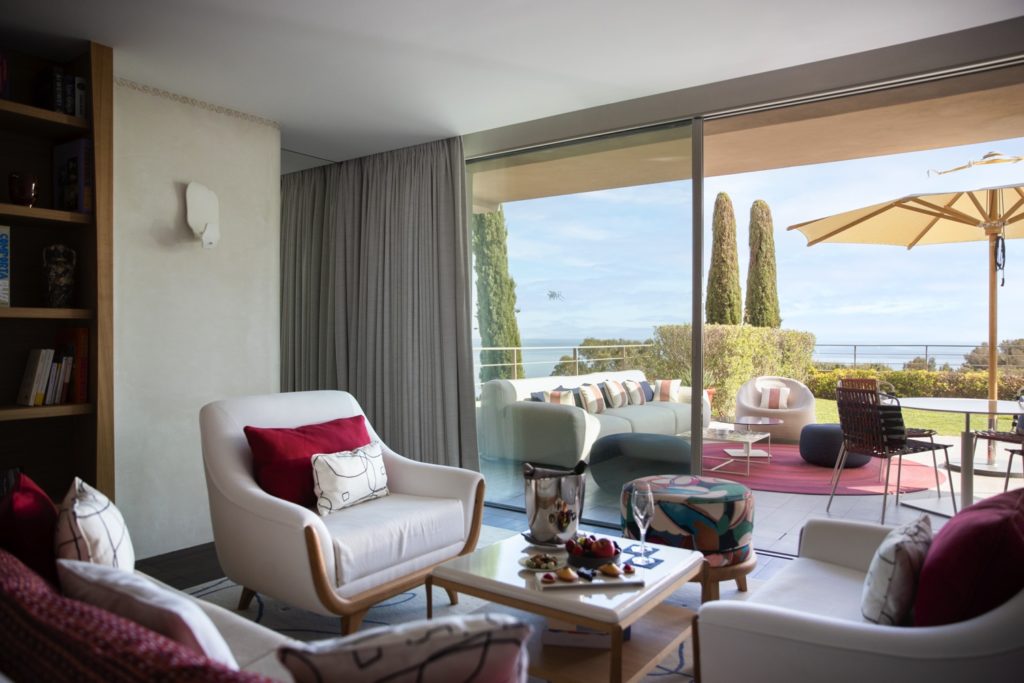 Corner Junior Suite Sea View Lounge