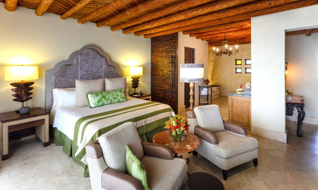 Pacific View King Bed with Plunge Pool Kingsize Bett