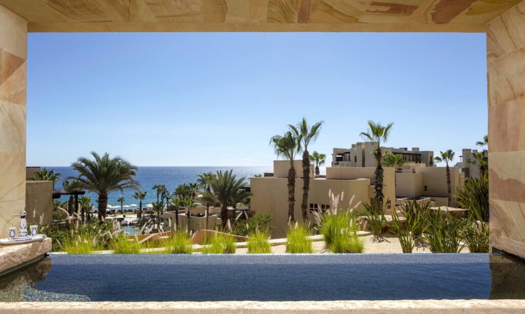 Pacific View King Bed with Plunge Pool Blick auf den Pazifik