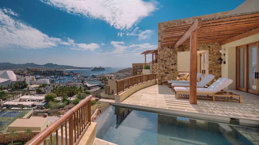 Private Home 5 Terrasse mit Pool