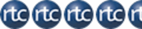 Viereinhalb runde Kreise mit Inschrift "RTC" als Symbol für viereinhalb Sterne